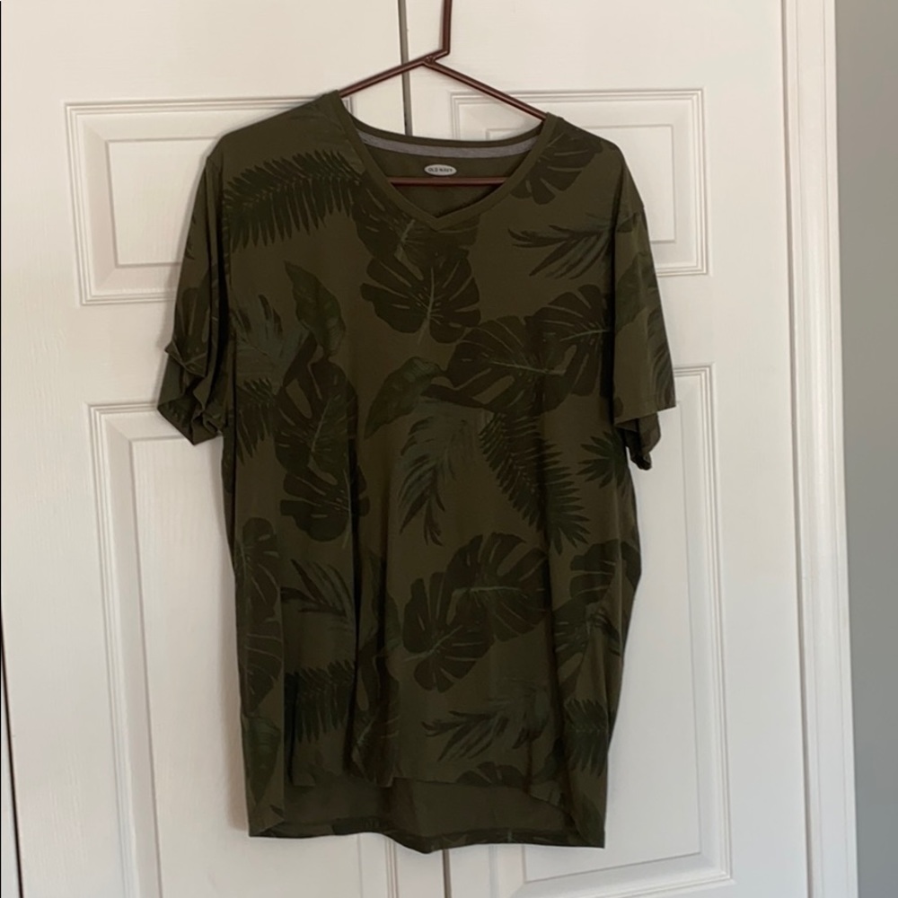 Floral tshirt